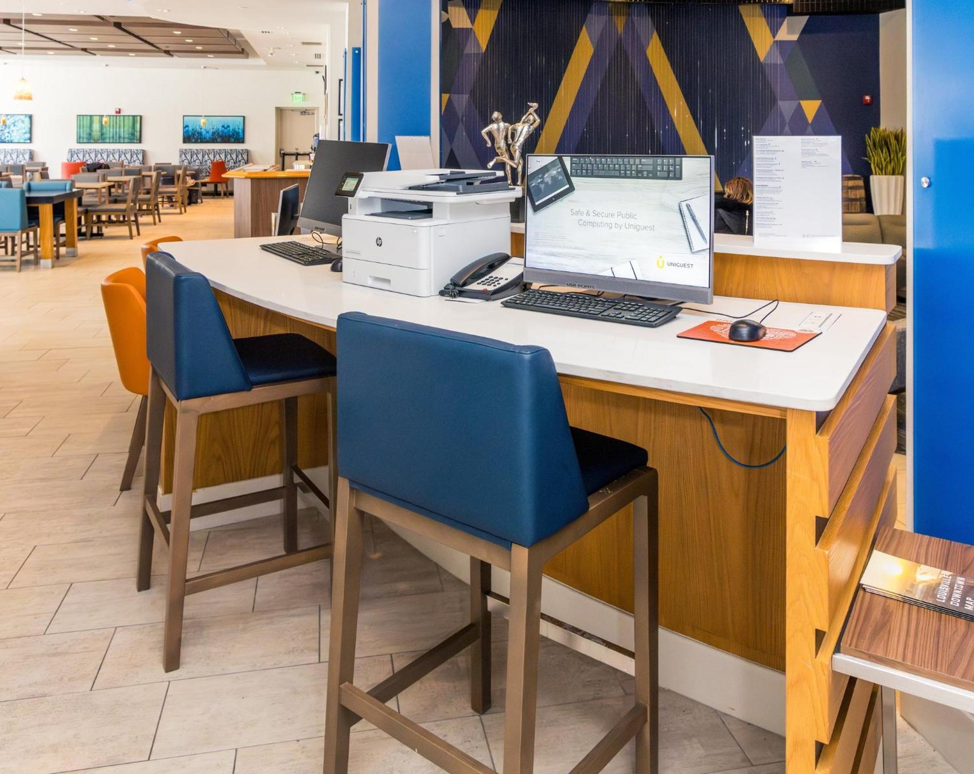 Holiday Inn Express & Suites Downtown Louisville By Ihg Exteriör bild